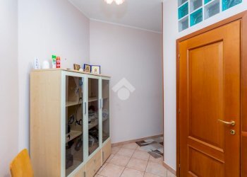 Two-room apartment Via Principe Amedeo, Beinasco - photo 12
