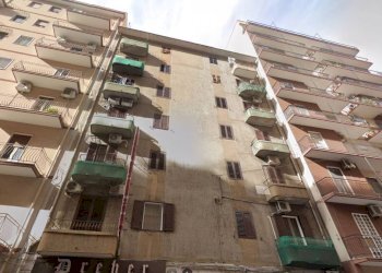 Facciata - Two-room apartment via Cesare Battisti, 75, Taranto - photo 3