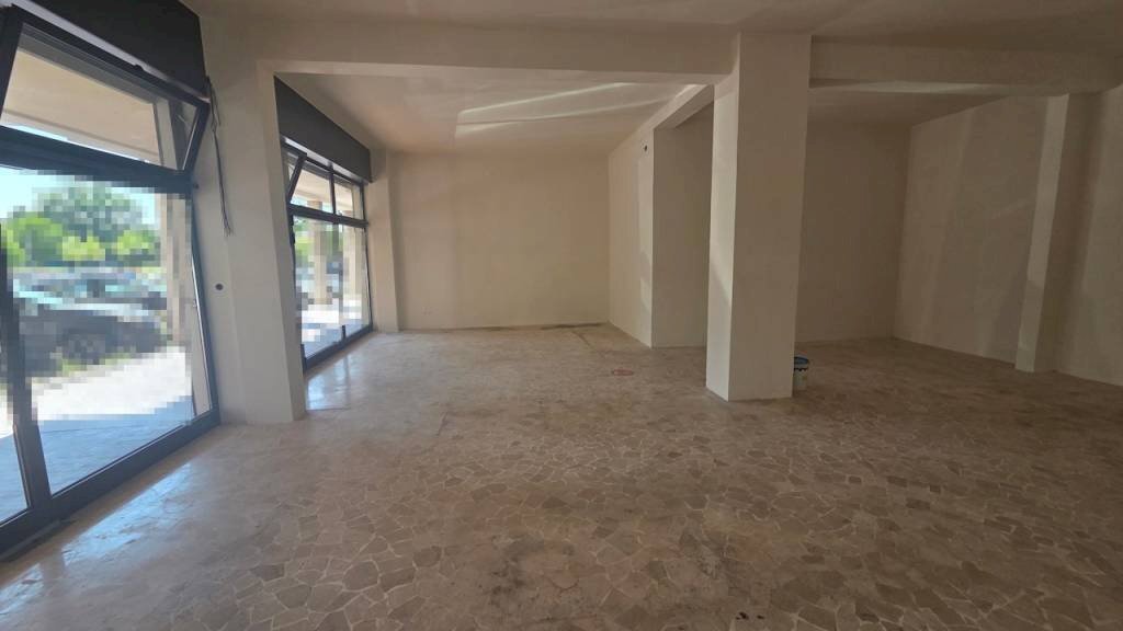 Interno non residenziale - Shop San Giovanni in Persiceto - photo 3