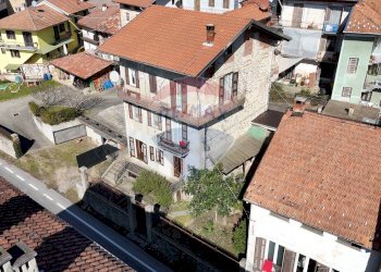 Independent house FRAZIONE FALCERO, 75 
 Valdilana, Valdilana - photo 1