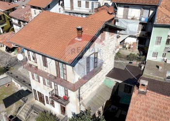 Independent house FRAZIONE FALCERO, 75 
 Valdilana, Valdilana - photo 2