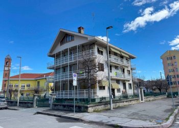 Facciata - Quadrilocale Cuneo (zona Donatello) - foto 1