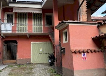 Facciata - Casa indipendente via Quintino Sella, 31, Biella - foto 1