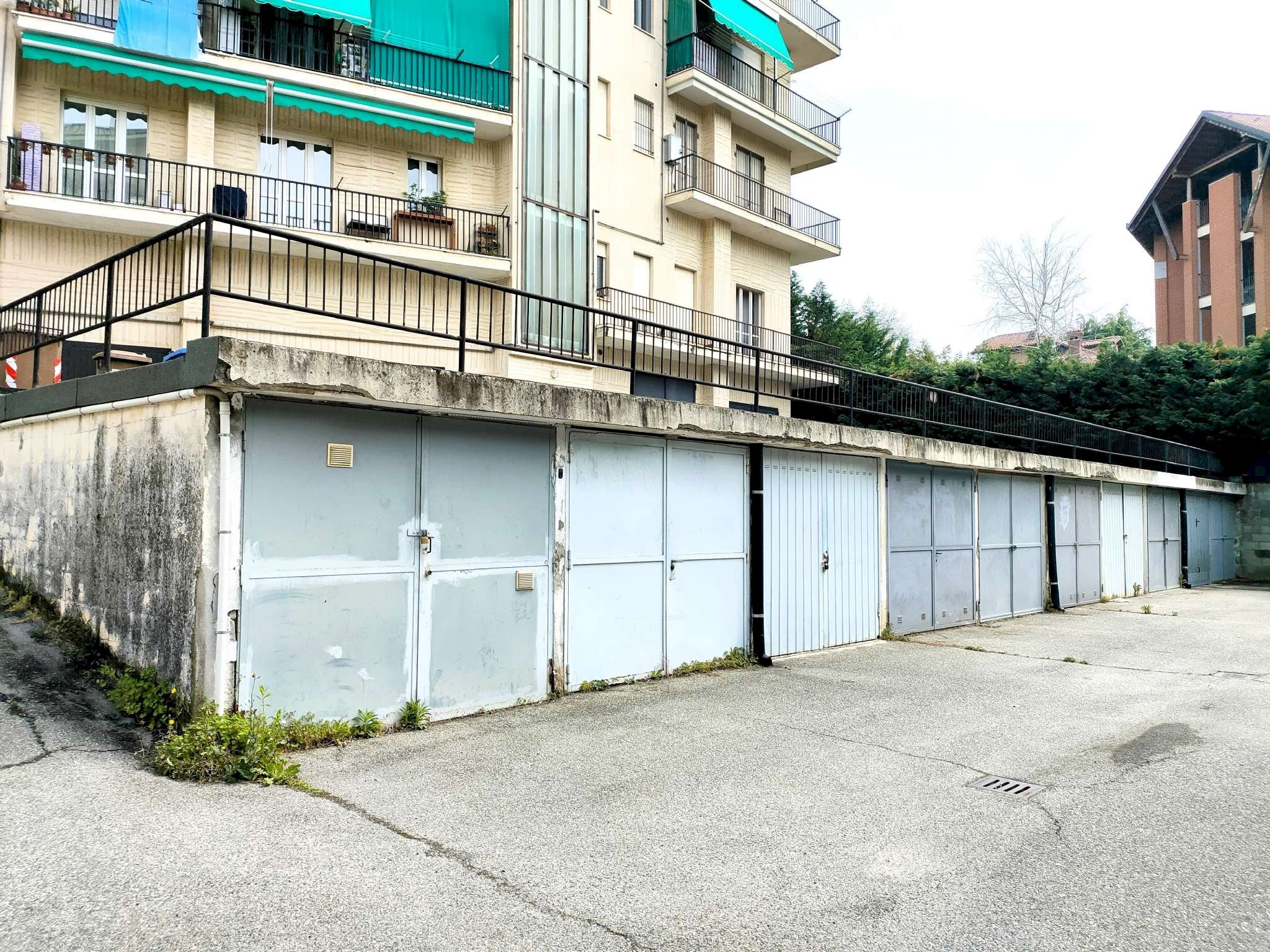 8_1 - Box via Moncalvo, Chieri - foto 1