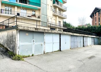 8_1 - Box via Moncalvo, Chieri - foto 1