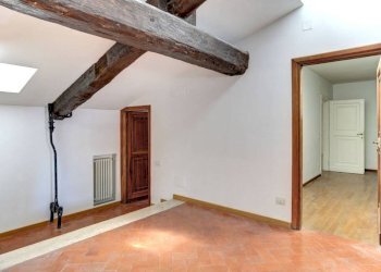 Stanza non arredata - Attico piazza di San Lorenzo in Lucina, 1, Roma (zona Centro Storico) - foto 7