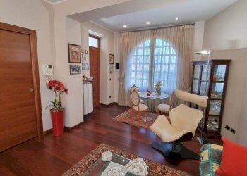 Salone - Villa strada per Sostegno, 30, Sostegno - foto 13