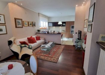 Salone - Villa strada per Sostegno, 30, Sostegno - foto 14