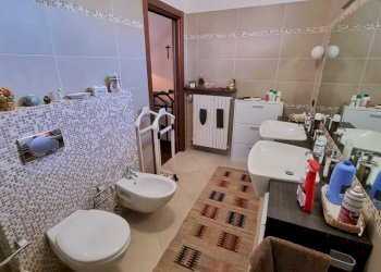 Bagno - Villa strada per Sostegno, 30, Sostegno - foto 27