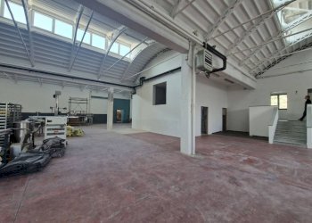 Magazzino - Capannone via Fratelli Bandiera, Pero - foto 11