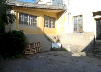 Magazzino via ferriera, Mele - foto 2