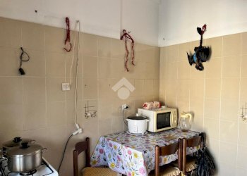 Four-room apartment Via Monte Rosa, Genova (neighborhood Marassi) - photo 9