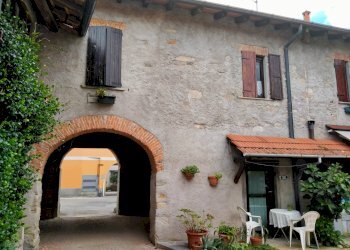 Quadrilocale viale dell'industria, Daverio - foto 1