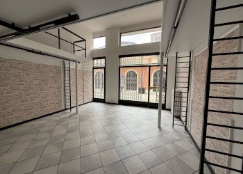 Negozio via Ospedale, 16, Asti - foto 1