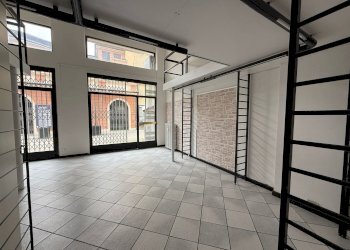 Negozio via Ospedale, 16, Asti - foto 2