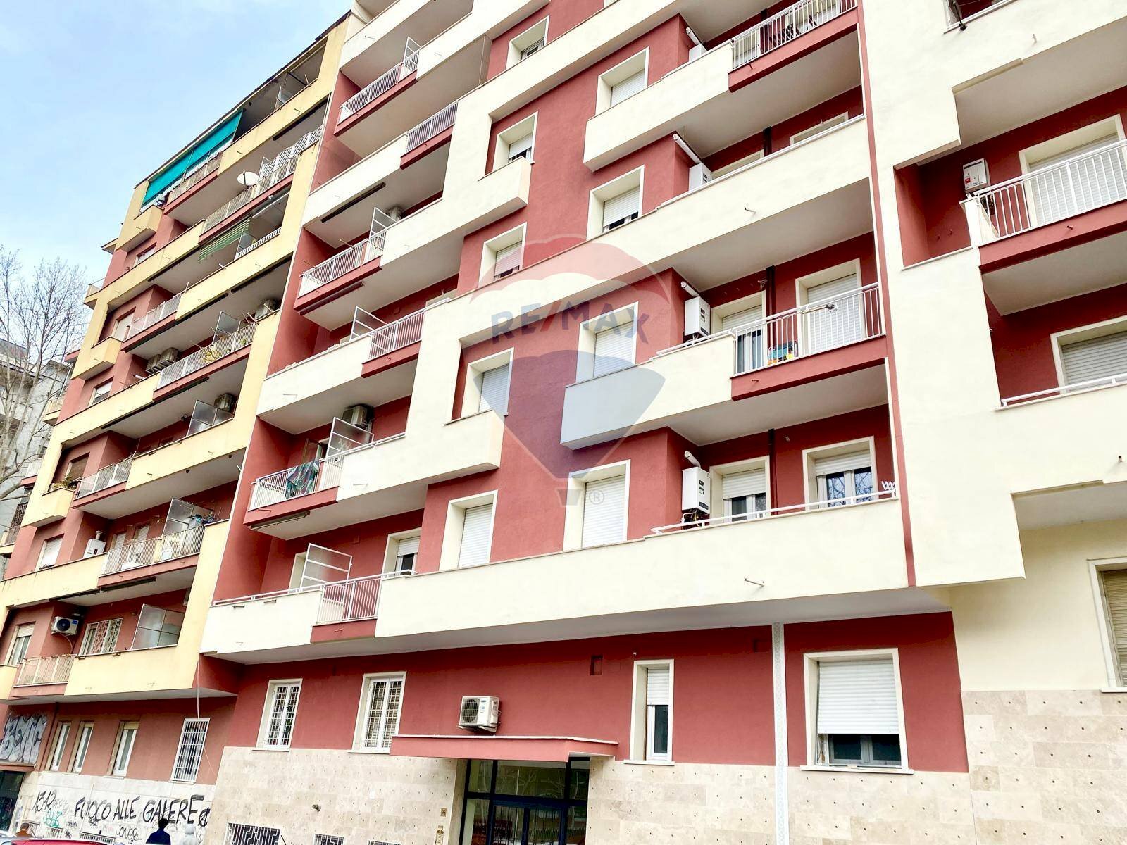 Three-room apartment Via Val D'aosta, Roma (neighborhood Monte Sacro) - photo 1