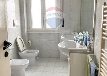 Three-room apartment Via Val D'aosta, Roma (neighborhood Monte Sacro) - photo 9