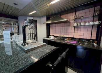 Attività Commerciale Via Giuseppe Garibaldi, Ferrara (zona Centro Storico) - foto 6