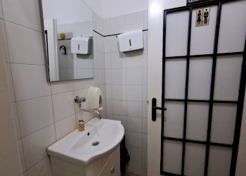 Attività Commerciale Via Giuseppe Garibaldi, Ferrara (zona Centro Storico) - foto 11