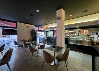 Attività Commerciale Via Giuseppe Garibaldi, Ferrara (zona Centro Storico) - foto 16