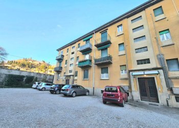 Appartamento Via Professor Monteggia, Laveno-Mombello - foto 1