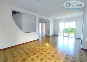 Villa a Schiera Via Roma, Manziana - foto 9