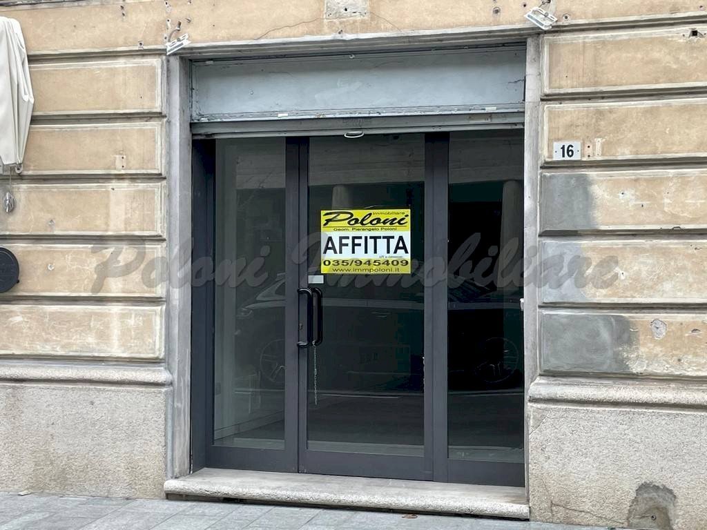 Facciata - Shop via Antonio Locatelli, 16, Trescore Balneario - photo 3