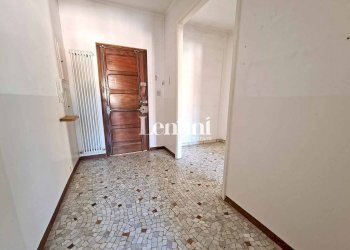 Interno appartamento - Quadrilocale via Paleologi, 1, Casale Monferrato - foto 5