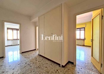 Corridoio - Quadrilocale via Paleologi, 1, Casale Monferrato - foto 15