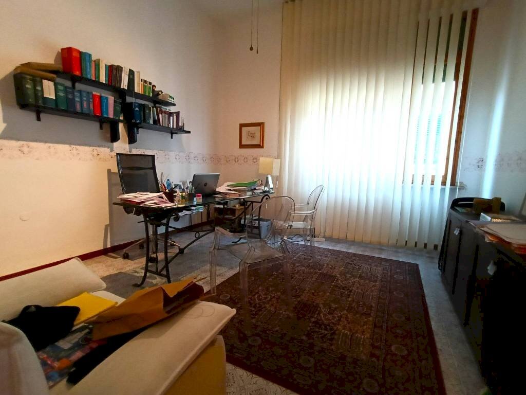 Stanza arredata - Office via Nuova, Montelupo Fiorentino - photo 2