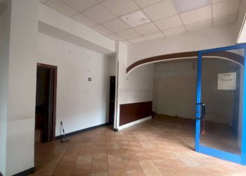 IMG_3849 - Negozio via Domenico Oliva, 31R, Genova (zona Sestri Ponente) - foto 9