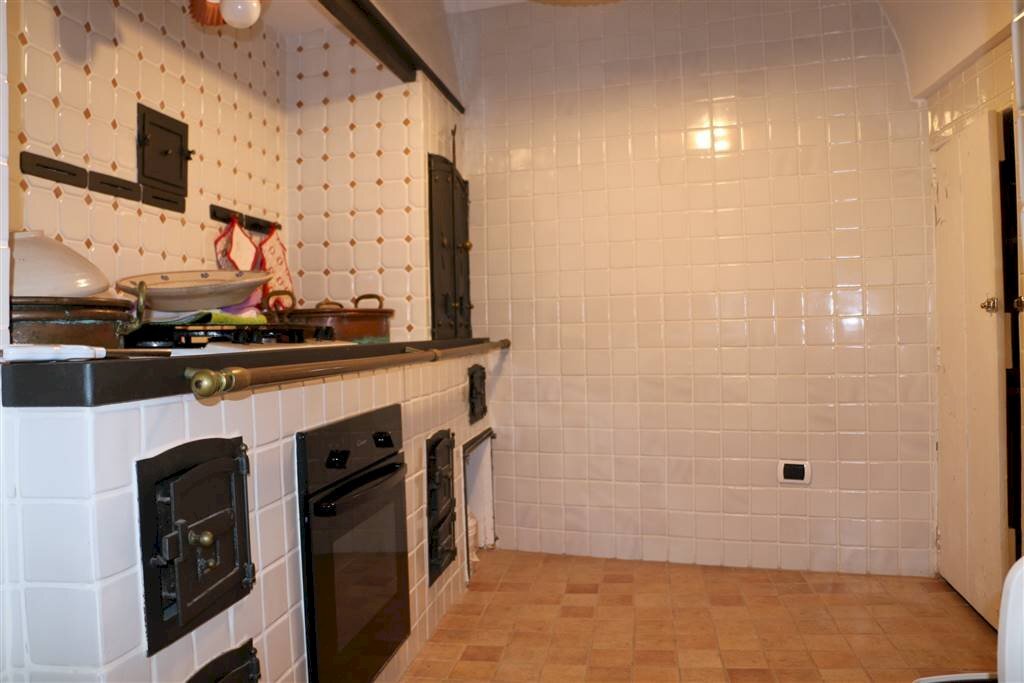 Two-room apartment Via Ageslao Milano, Martina Franca - photo 2
