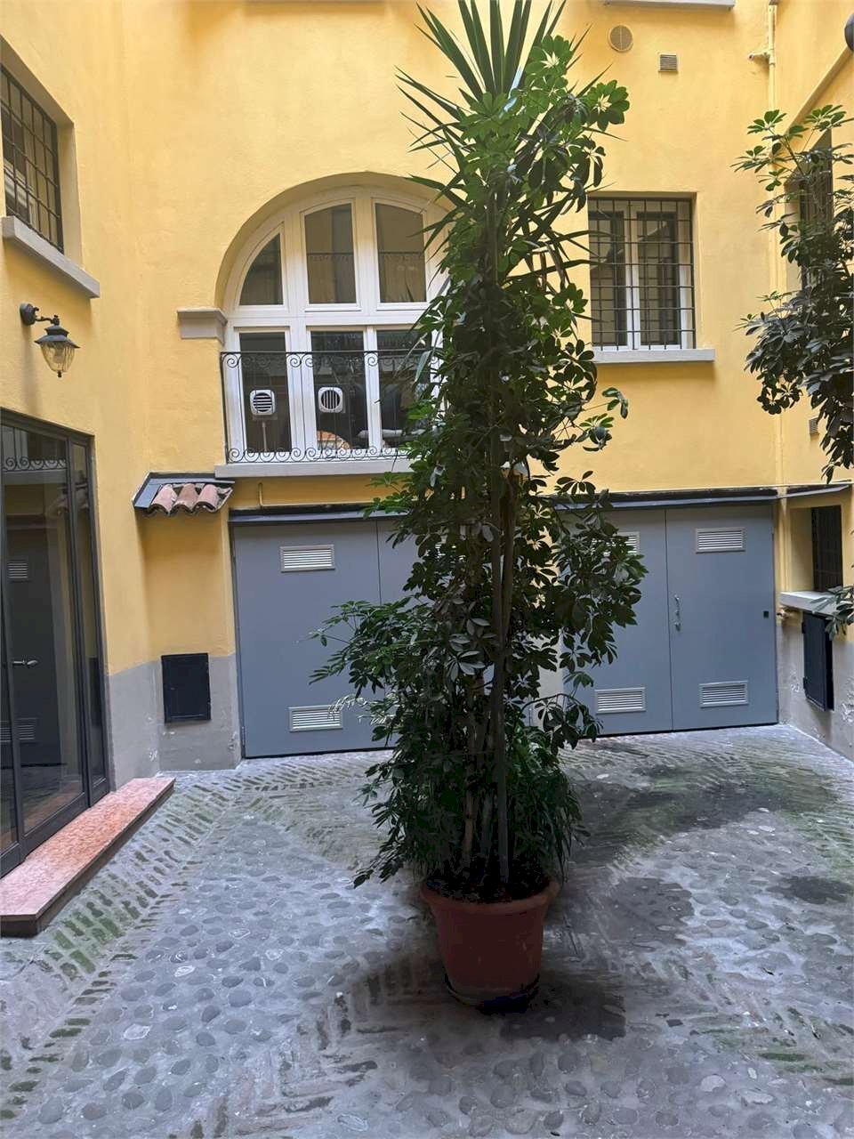 Garage - Parking Modena (neighborhood Centro Storico) - photo 3