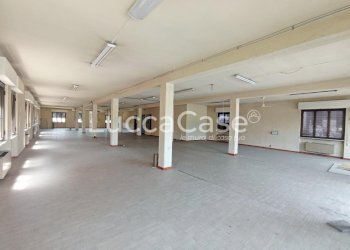 Commercial Premises Capannori - photo 2