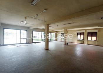 Commercial Premises Capannori - photo 5