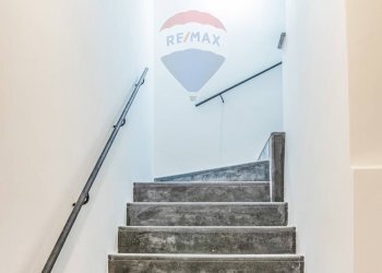 Appartamento Vicolo Guaiferio, Salerno - foto 3