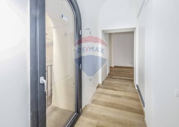 Appartamento Vicolo Guaiferio, Salerno - foto 4