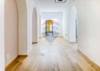 Appartamento Vicolo Guaiferio, Salerno - foto 6