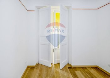 Appartamento Vicolo Guaiferio, Salerno - foto 16