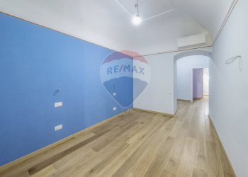 Appartamento Vicolo Guaiferio, Salerno - foto 21