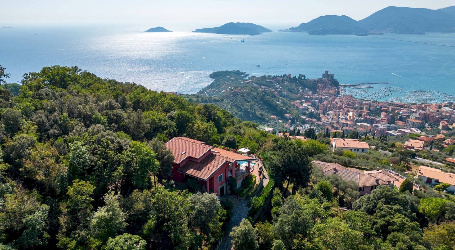 Single Family Villa Lerici - photo 2