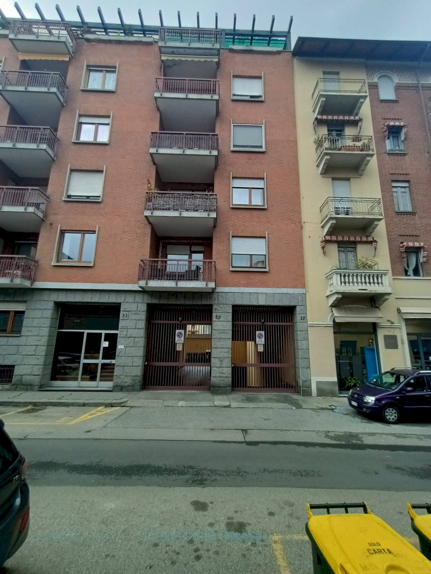 Box Via Benvenuto Cellini, Torino (zona San Salvario) - foto 3