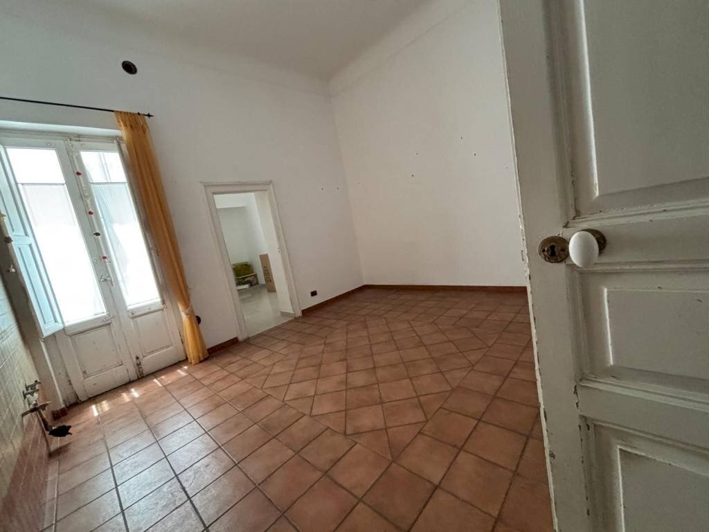Salone - Three-room apartment corso Umberto I, 104, Taranto - photo 2