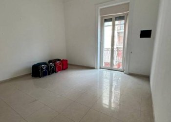 Stanza non arredata - Three-room apartment corso Umberto I, 104, Taranto - photo 3