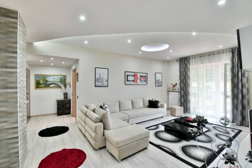 Salone - Trilocale via per Annone, 45, Oggiono - foto 2