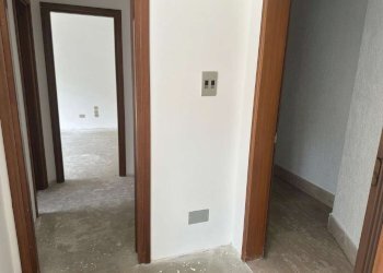  ripostiglio - Bilocale via Beata Vergine del Carmelo, Roma (zona Mostacciano) - foto 11