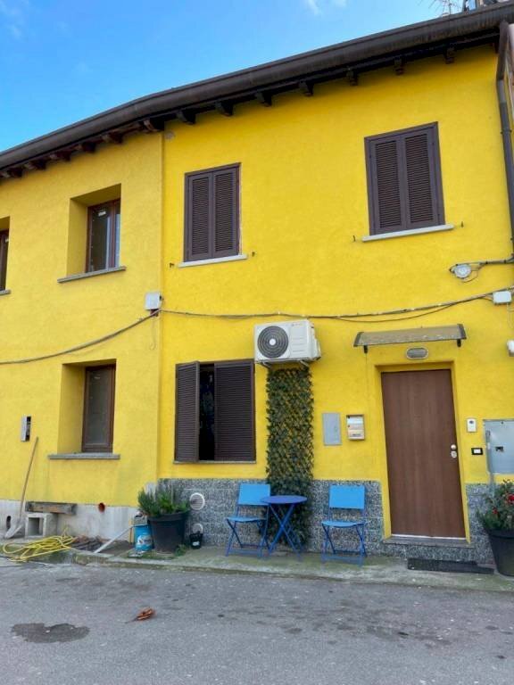 Facciata - Monolocale via Alessandro Manzoni, 7, Basiano - foto 2