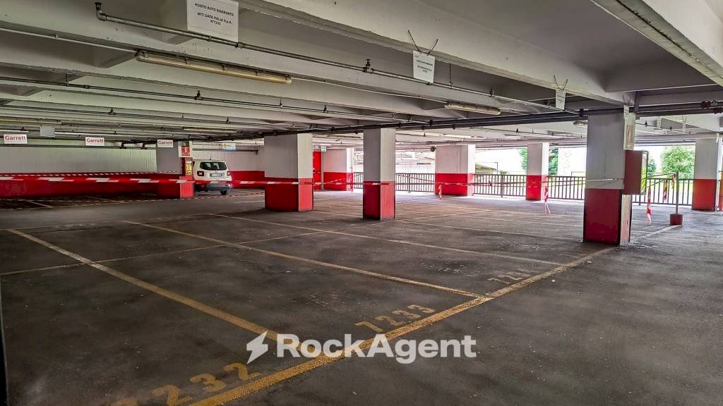 Interno non residenziale - Box corso Svizzera, 185, Torino (neighborhood Madonna Campagna) - photo 2