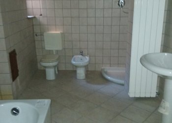 Bilocale Via Giuseppe Garibaldi, Cuorgnè - foto 6