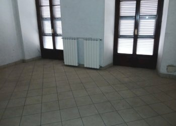 Bilocale Via Giuseppe Garibaldi, Cuorgnè - foto 7